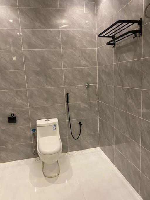 Apartment Skyline Studio, Hittin, Self-checkin أستوديو فاخر Riyadh